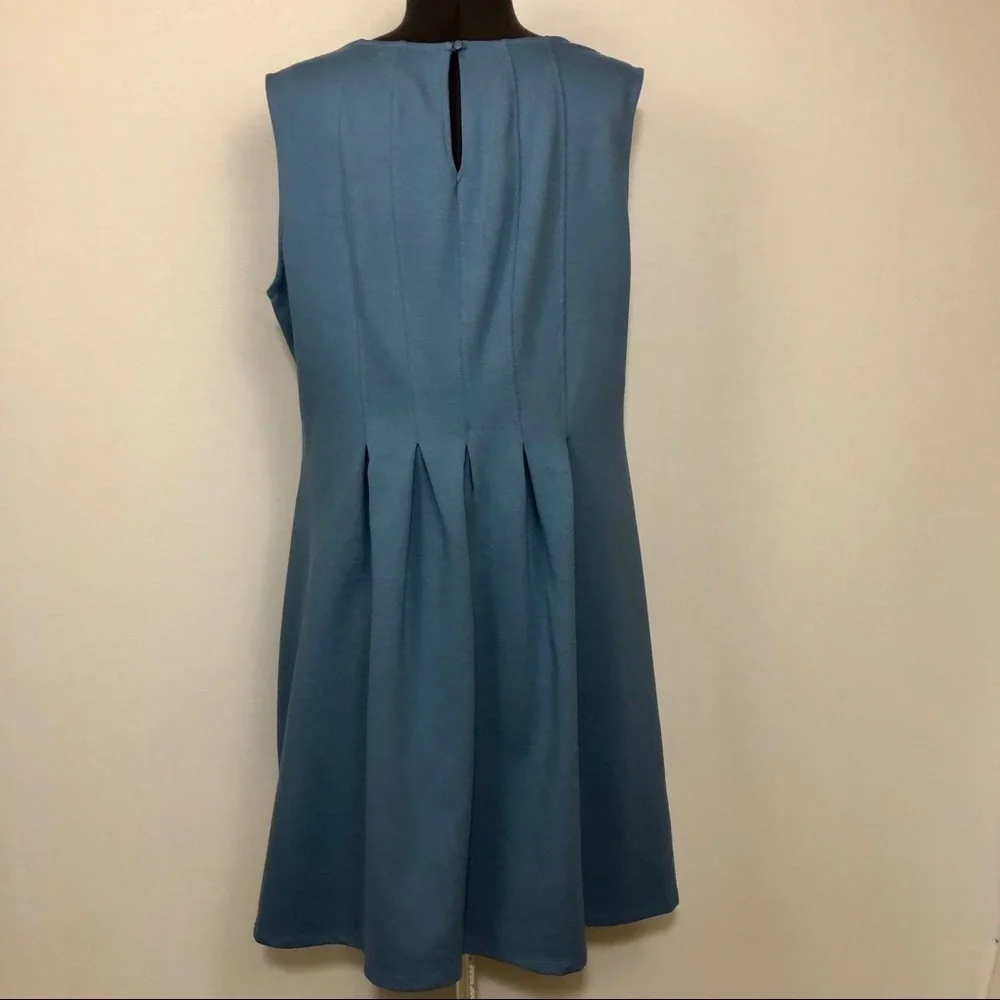 Monteau‎ Los Angeles NWOT Women Sleeveless 2X